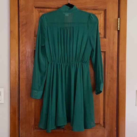 Green Chiffon Dress - Picture 2 of 3